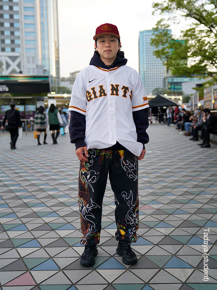 発想を、巨大に。Under Armour GIANTS ユニフォーム SAKAMOTO 6。.オンラインストア (通販サイト)